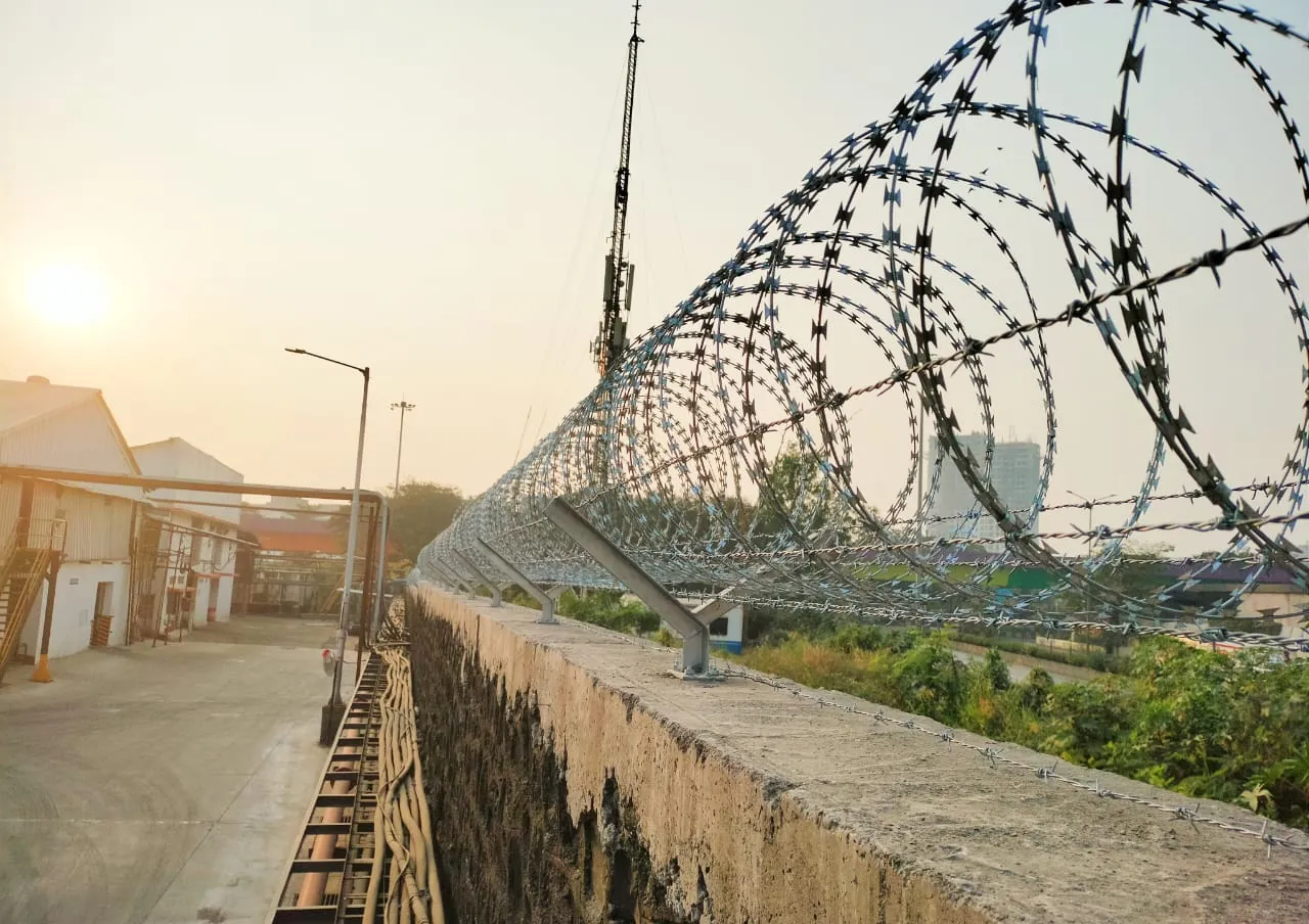 Barbed Wire Fencing